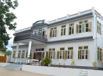 Ever Green Hotel Hsipaw Exterior photo