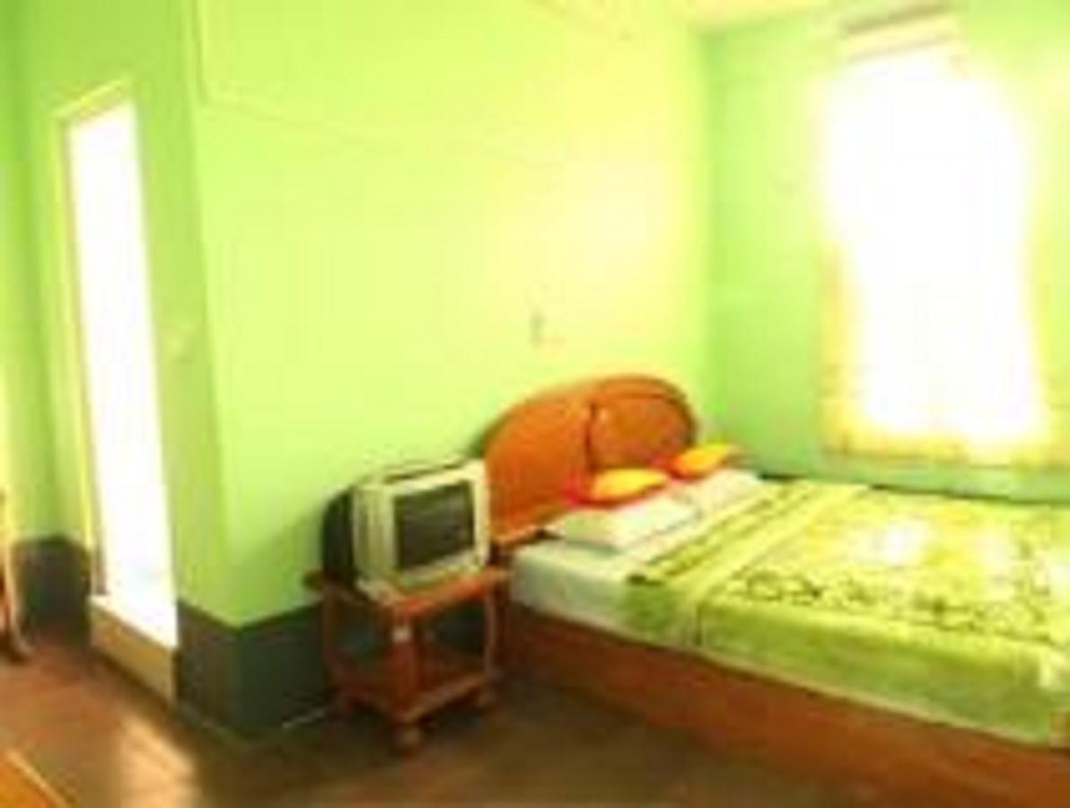 Ever Green Hotel Hsipaw Exterior photo
